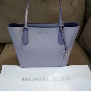 Michael Kors Small Kimberly Lilac tote